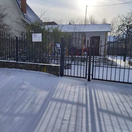 Deel Apartman Nyíregyháza Exterior foto