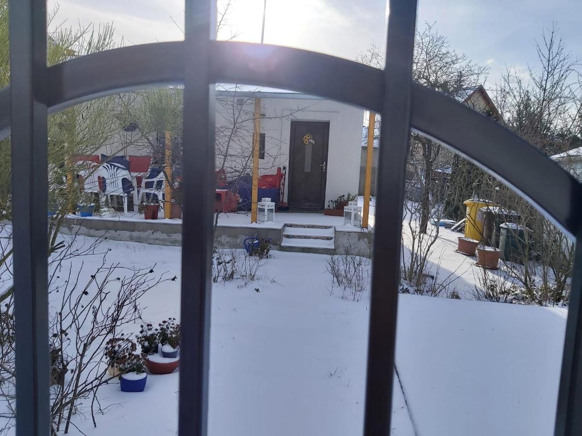 Deel Apartman Nyíregyháza Exterior foto