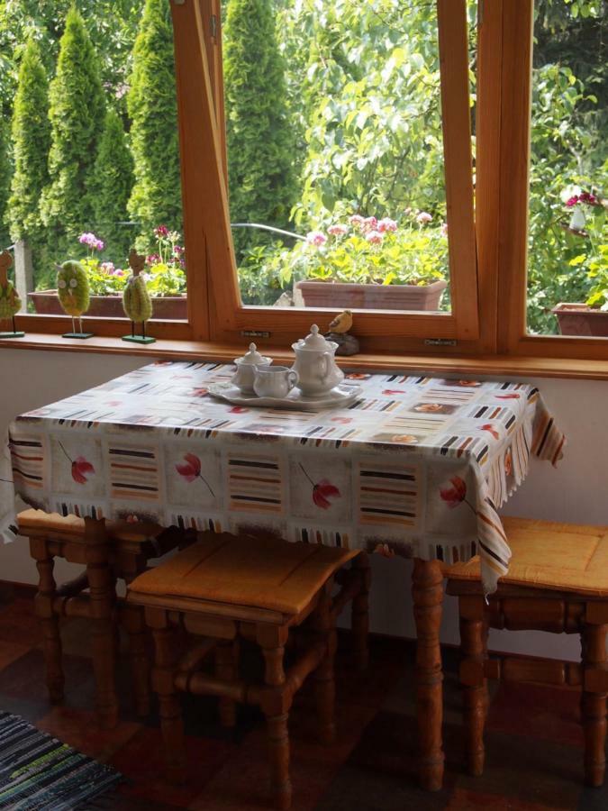 Deel Apartman Nyíregyháza Exterior foto